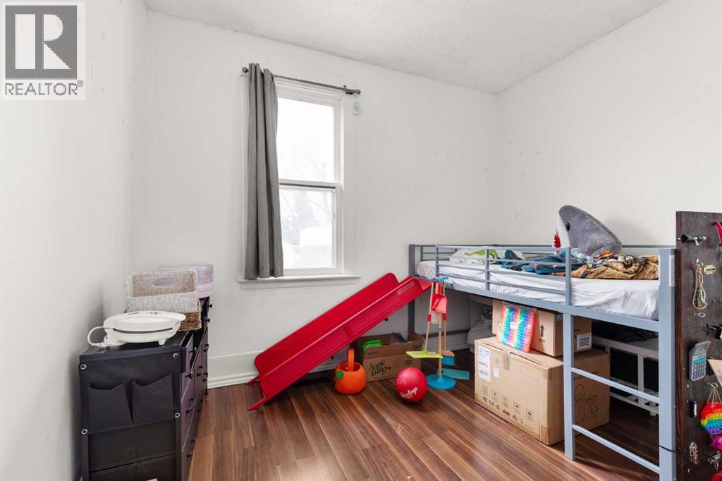 471 10 Street Se, Medicine Hat, Alberta  T1A 1R2 - Photo 17 - A2302095