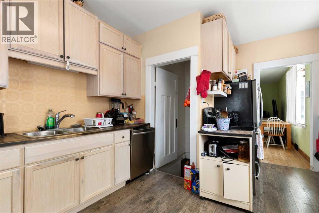 471 10 Street Se, Medicine Hat, Alberta  T1A 1R2 - Photo 14 - A2302095