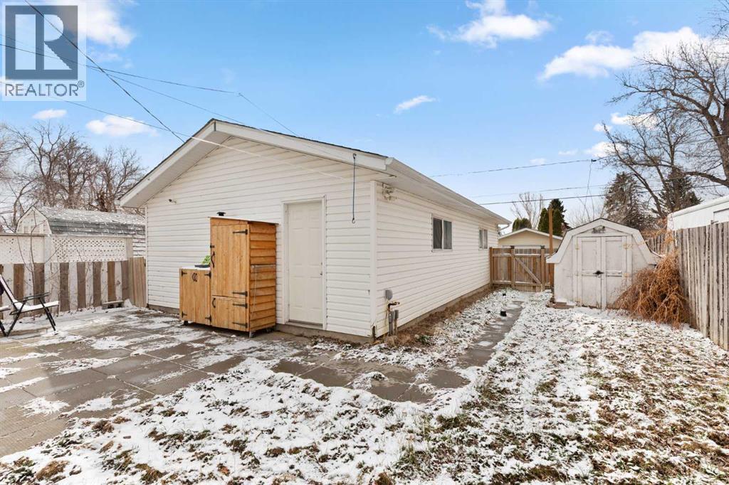 471 10 Street Se, Medicine Hat, Alberta  T1A 1R2 - Photo 24 - A2302095