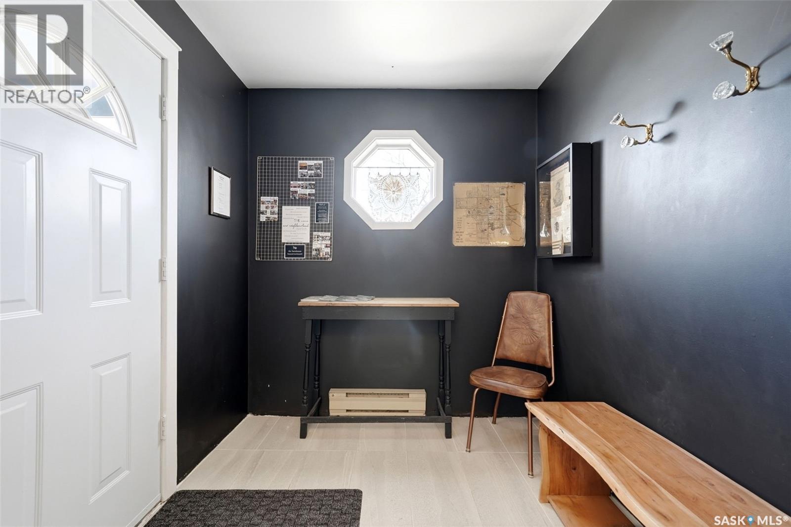 2322 Retallack Street, Regina, Saskatchewan  S4T 2K8 - Photo 4 - SK033466