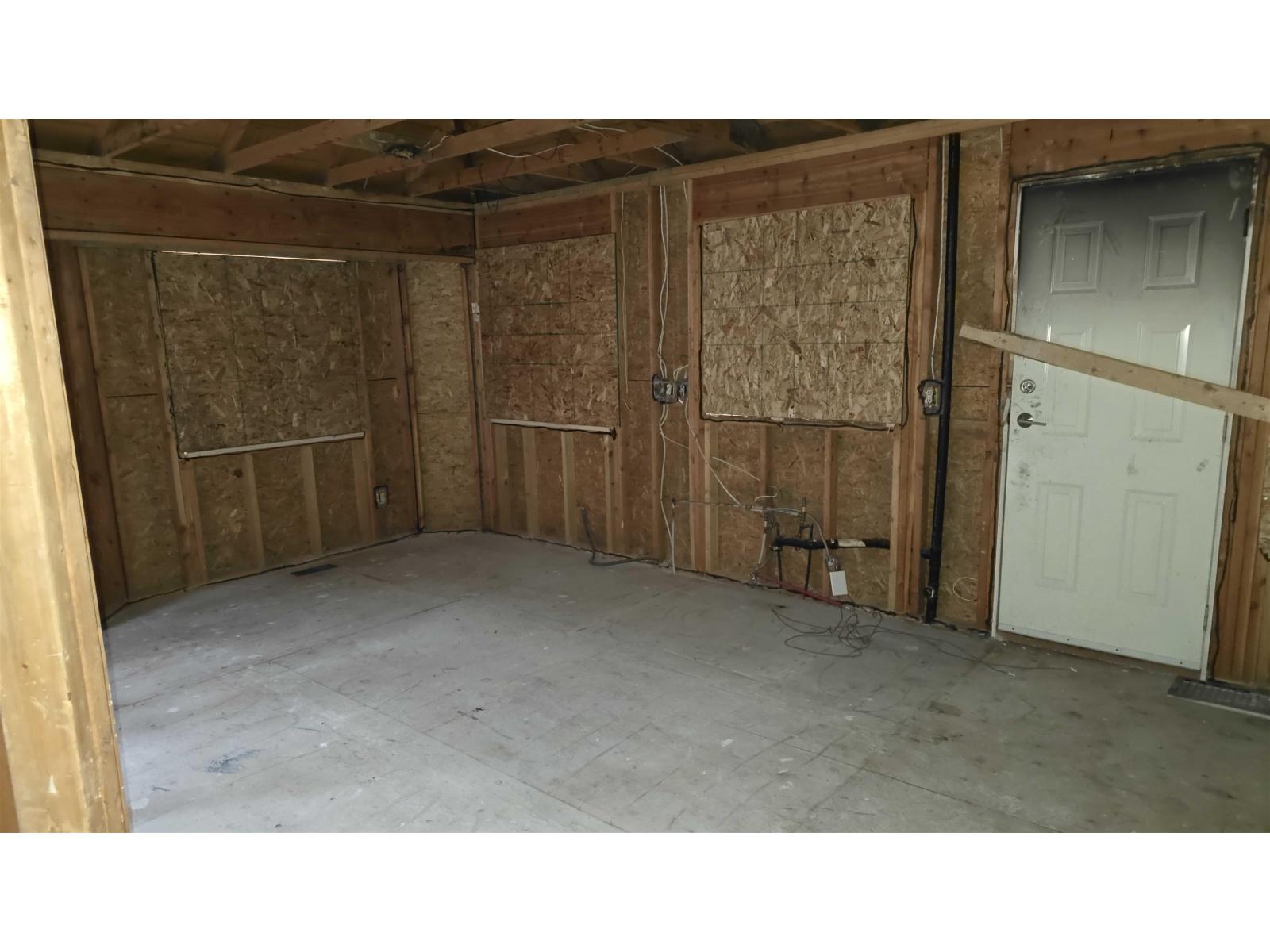 9496 160a Street, Surrey, British Columbia  V4N 2P4 - Photo 8 - R3101425