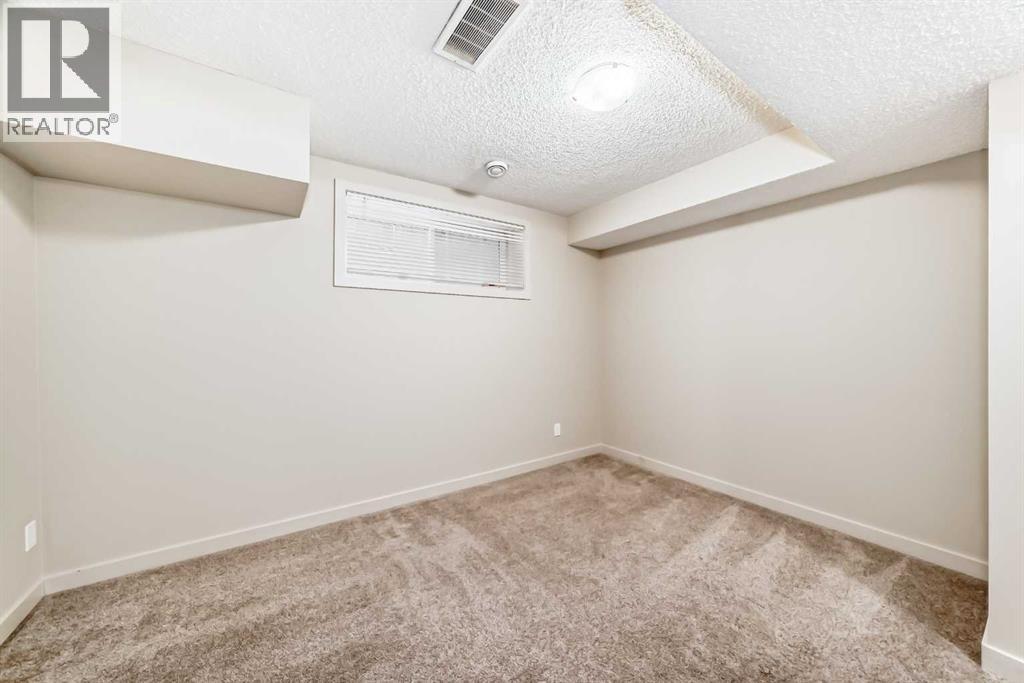 6 Evanspark Manor NW, Calgary, Alberta  T3P 0J8 - Photo 39 - A2274183