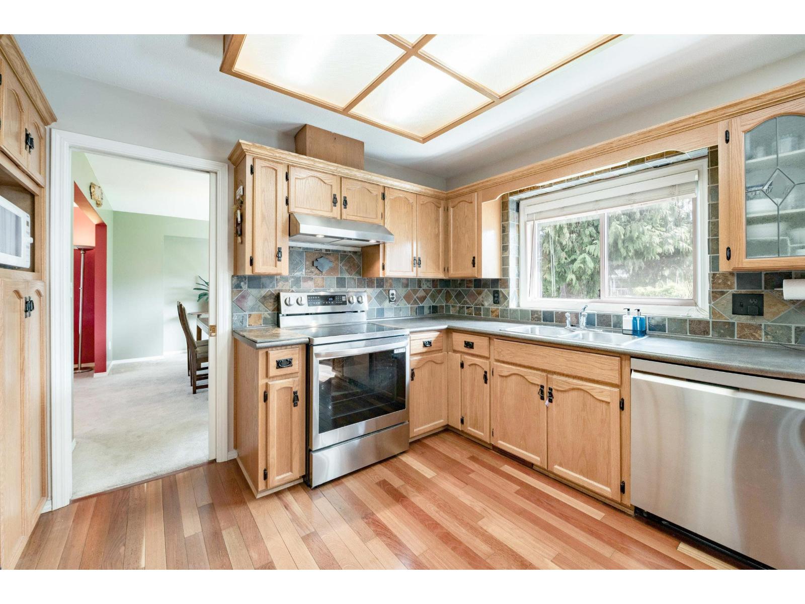 44722 Cumberland Avenue, Sardis South, Chilliwack, British Columbia  V2R 3B6 - Photo 13 - R3113246