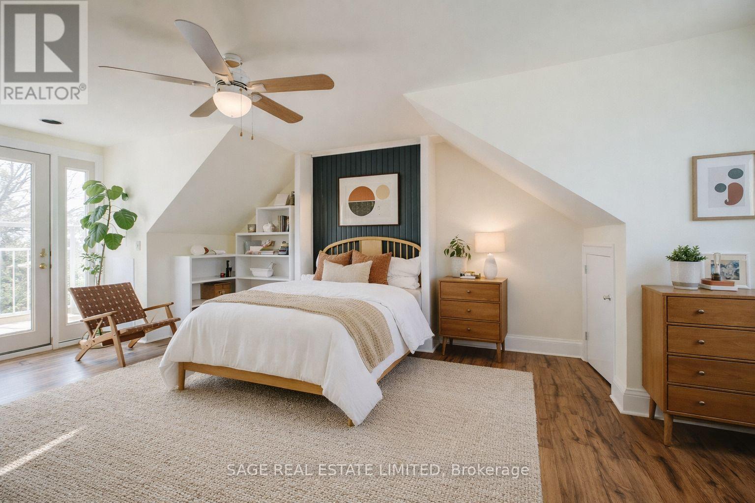 25 Helena Avenue, Toronto, Ontario  M6G 2H3 - Photo 33 - C12967672