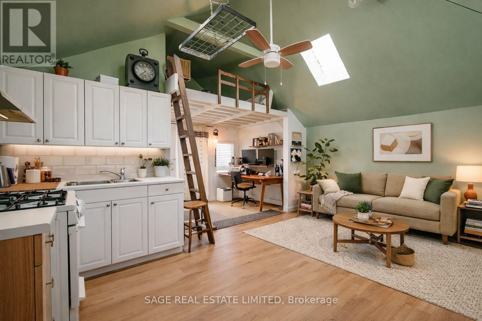 25 Helena Avenue, Toronto, Ontario  M6G 2H3 - Photo 47 - C12967672