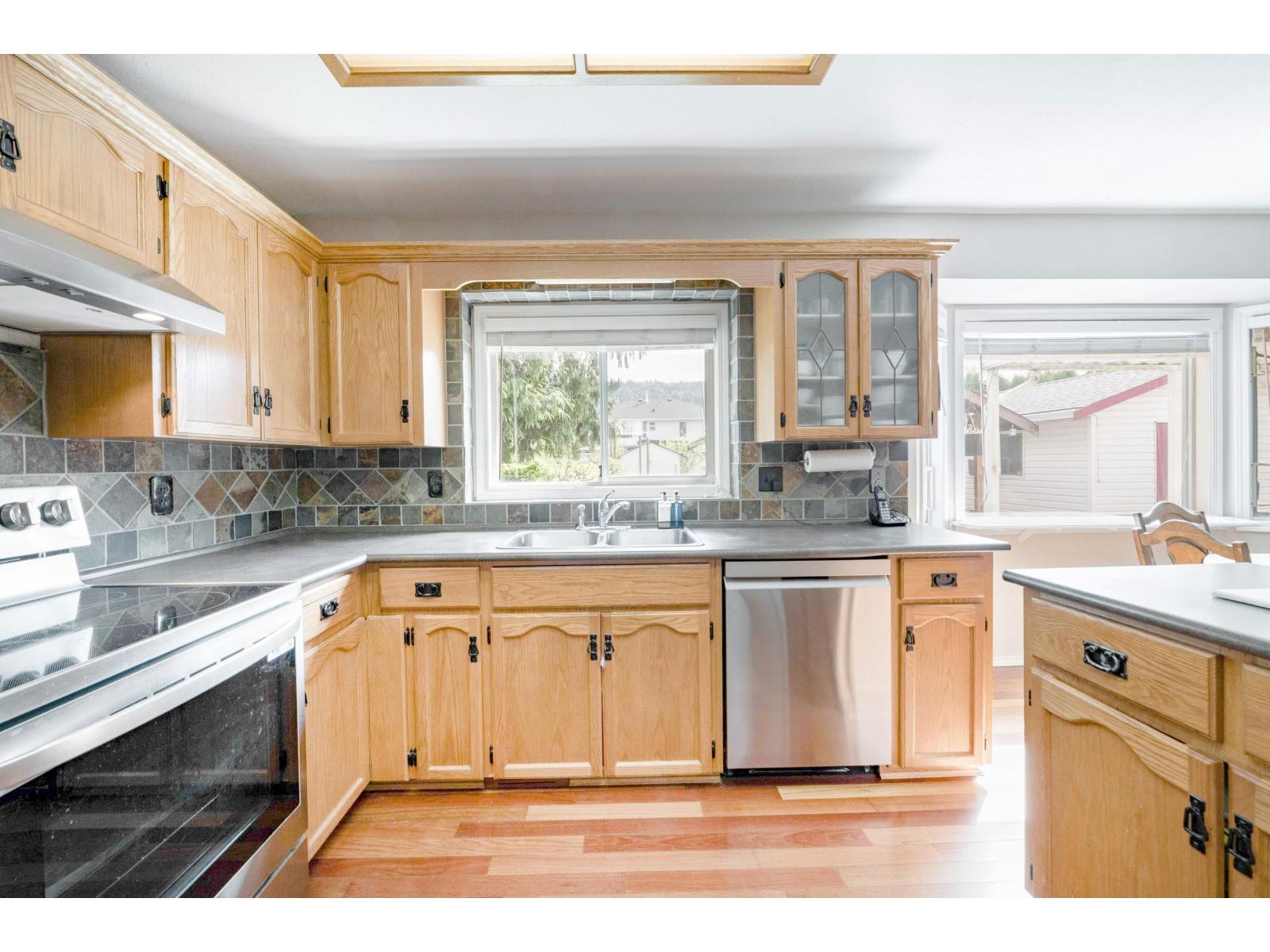 44722 Cumberland Avenue, Sardis South, Chilliwack, British Columbia  V2R 3B6 - Photo 15 - R3113246