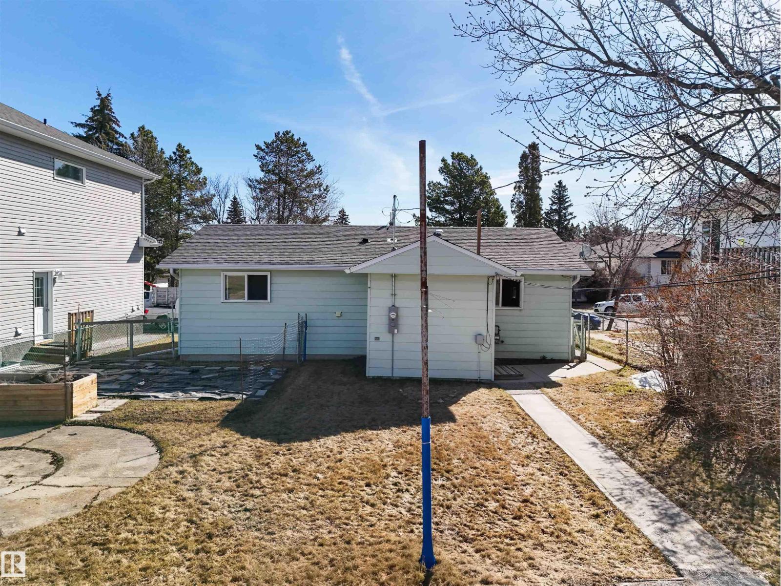 5068 44 St, Drayton Valley, Alberta  T7A 1B7 - Photo 7 - E4483362