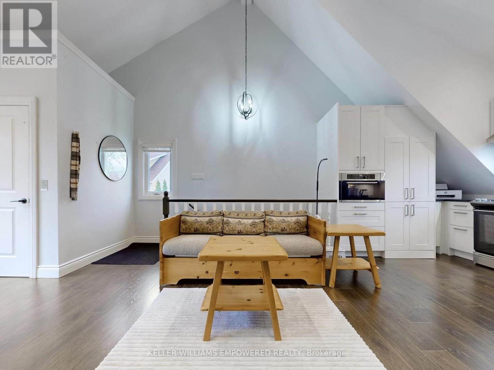 6 Macleod Estate Court, Richmond Hill, Ontario  L4E 0B1 - Photo 10 - N12770824