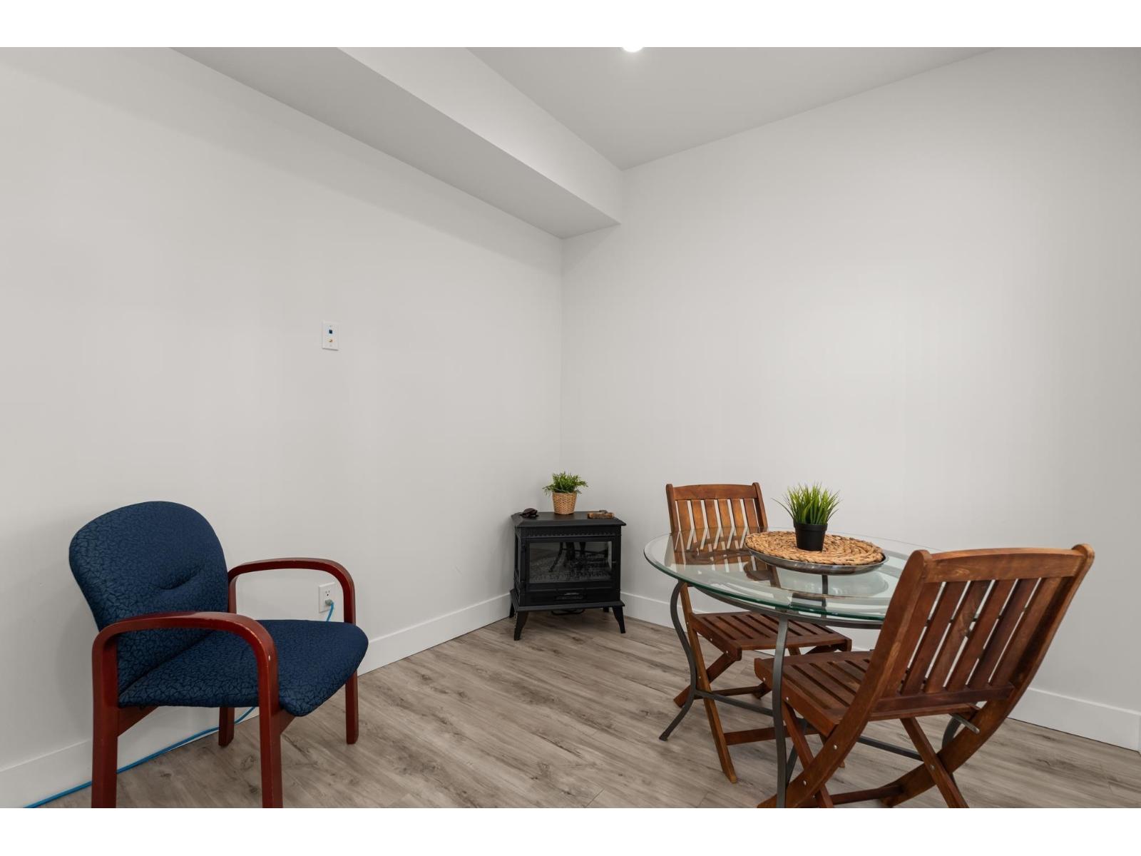 39 750 Hot Springs Road, Harrison Hot Springs, Harrison Hot Springs, British Columbia  V0M 1K0 - Photo 4 - R3113931