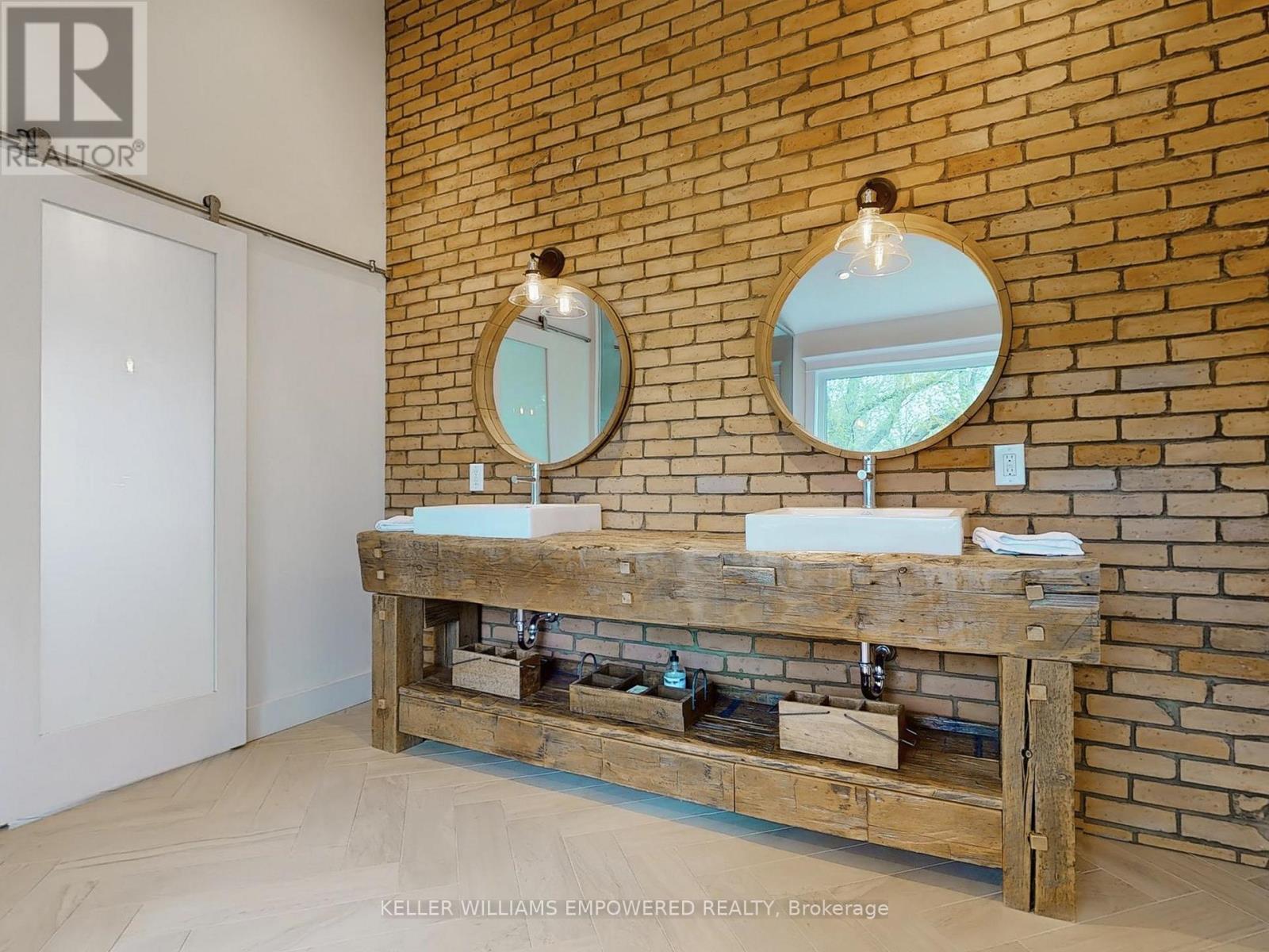 8 Macleod Estate Court, Richmond Hill, Ontario  L4E 0B1 - Photo 26 - N12770826