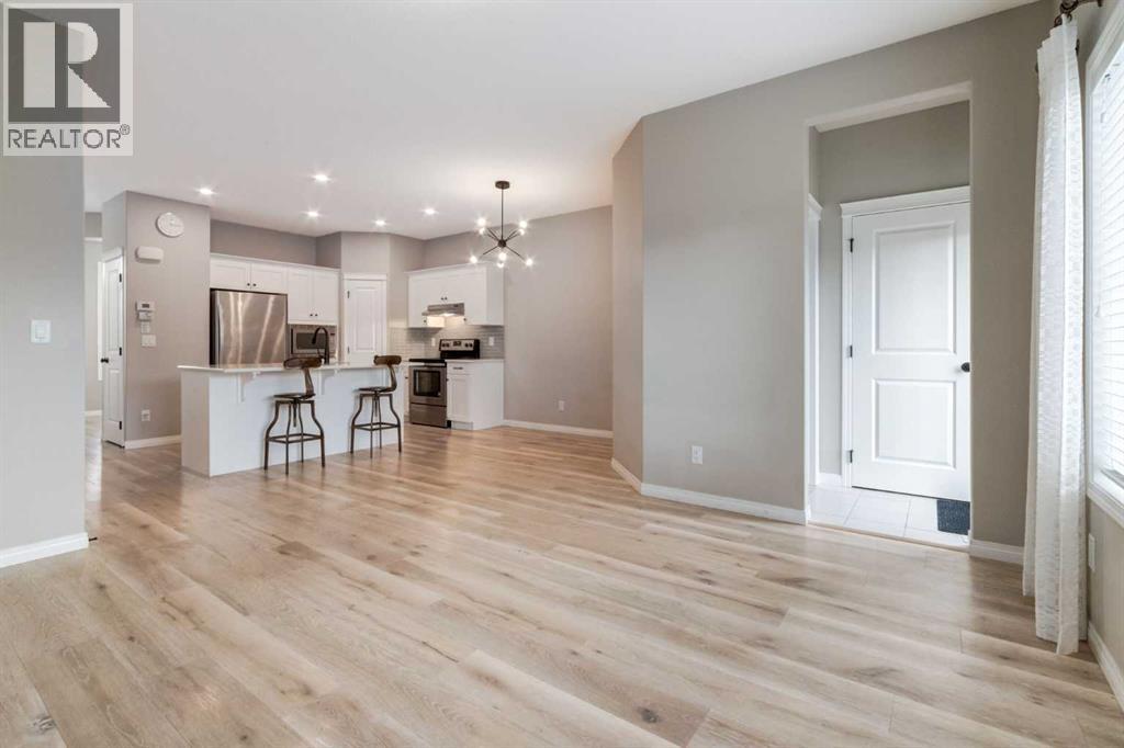 730 Belmont Drive SW, Calgary, Alberta  T2X 4H3 - Photo 12 - A2286204