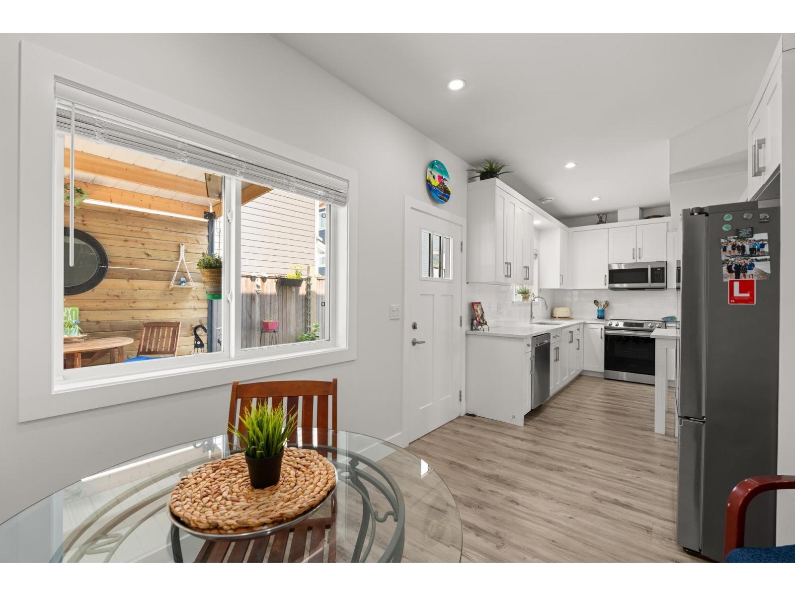 39 750 Hot Springs Road, Harrison Hot Springs, Harrison Hot Springs, British Columbia  V0M 1K0 - Photo 5 - R3113931