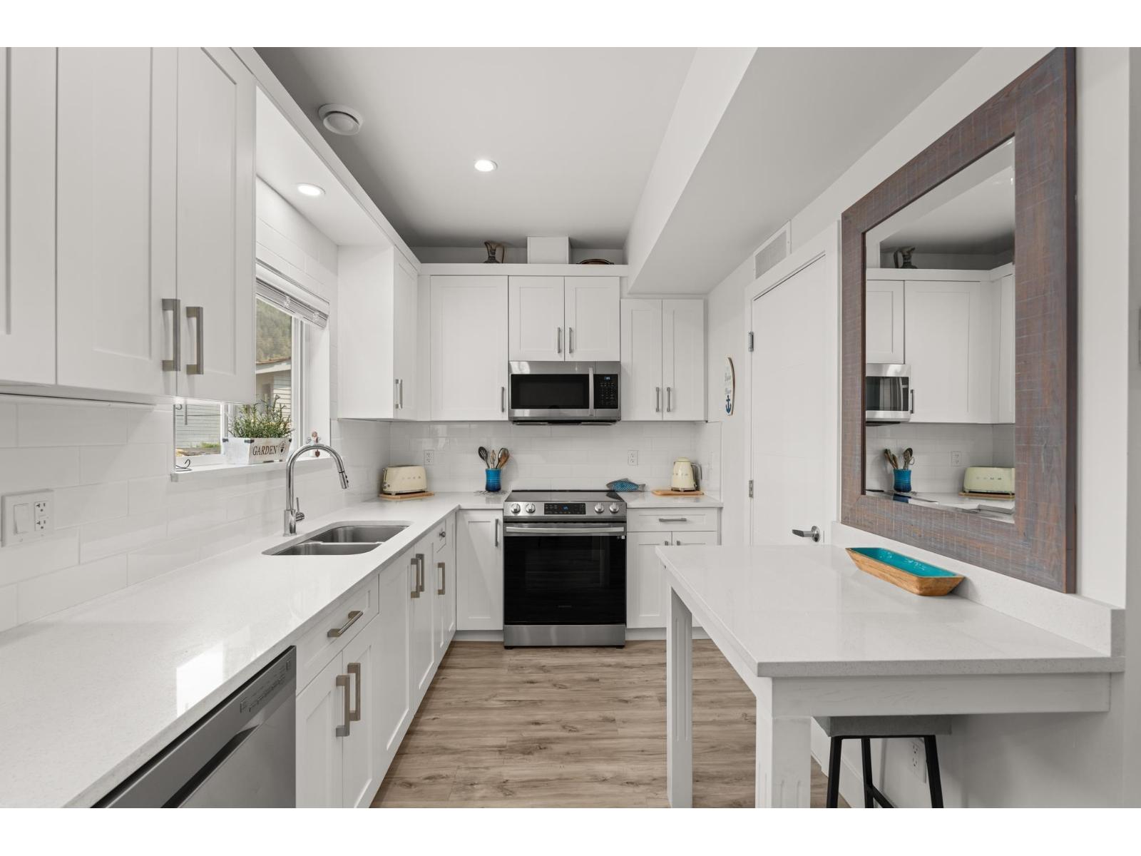 39 750 Hot Springs Road, Harrison Hot Springs, Harrison Hot Springs, British Columbia  V0M 1K0 - Photo 6 - R3113931