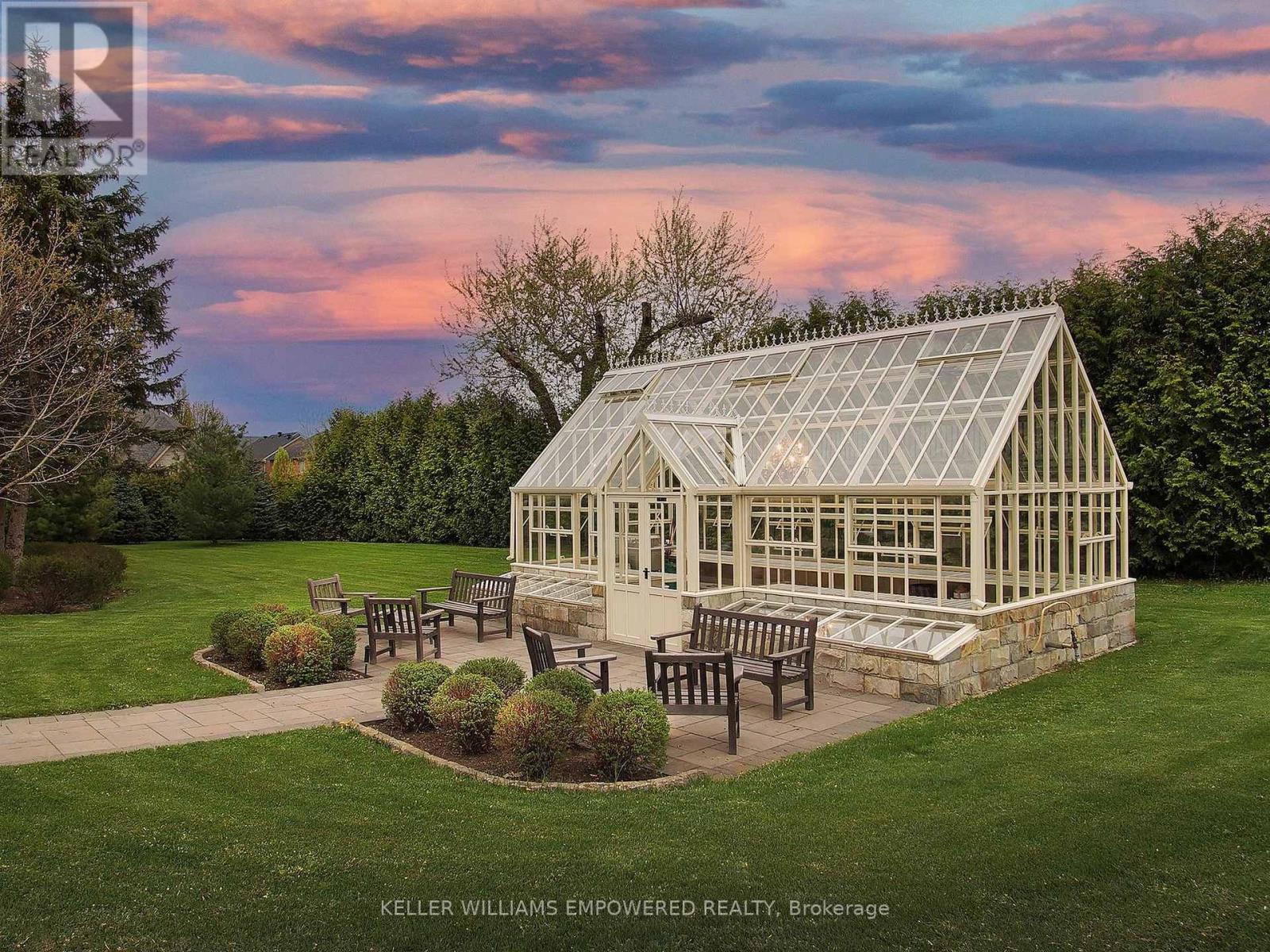 6 Macleod Estate Court, Richmond Hill, Ontario  L4E 0B1 - Photo 5 - N12770824