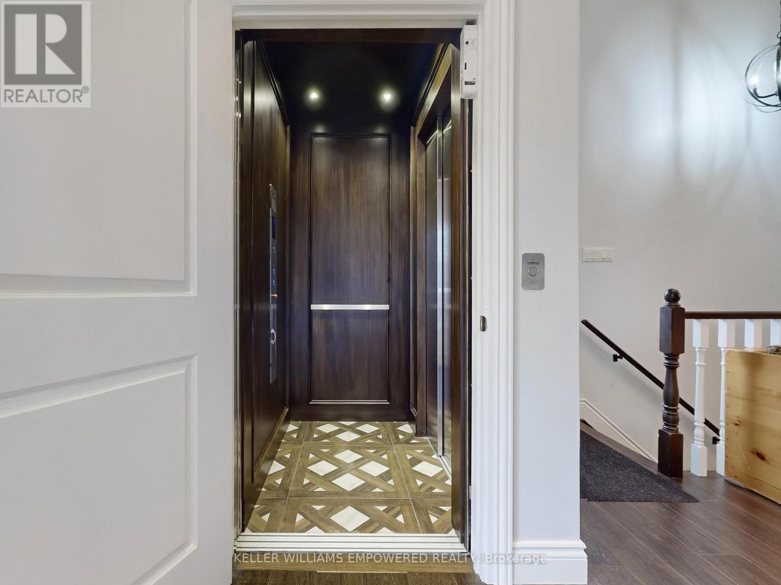 6 And 8 Macleod Estate Court, Richmond Hill, Ontario  L4E 0B1 - Photo 44 - N12770830