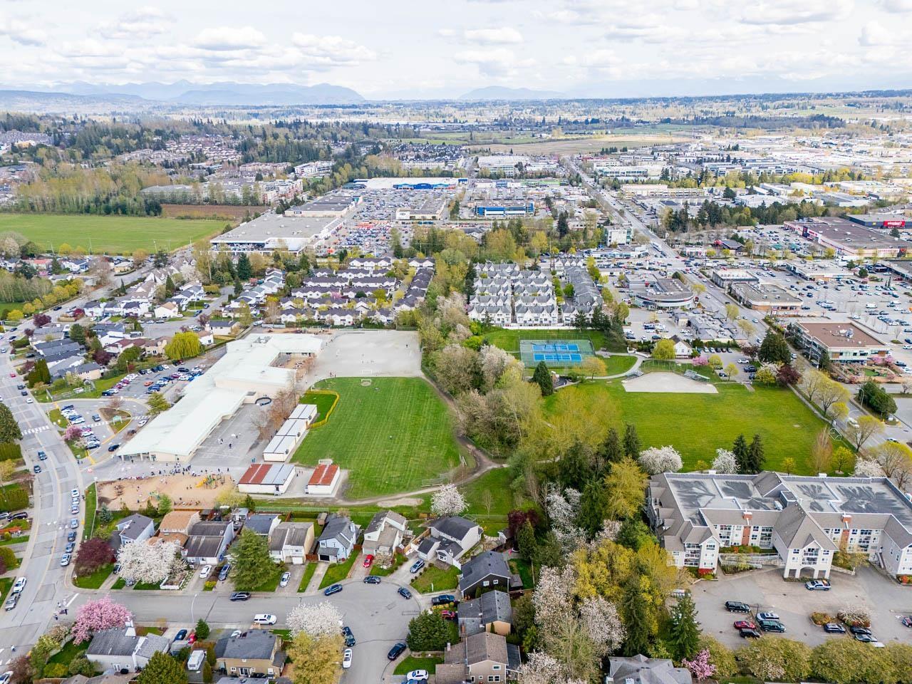 303 19567 64 Avenue, Surrey, British Columbia  V3S 7H8 - Photo 33 - R3113747