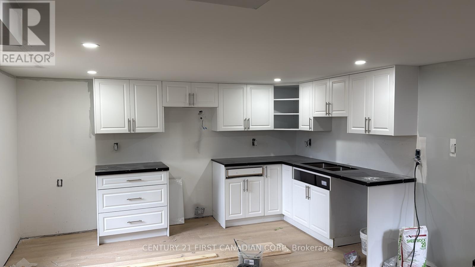 Lower - 65 Irving Place, London East, Ontario  N5V 2H6 - Photo 5 - X13026666