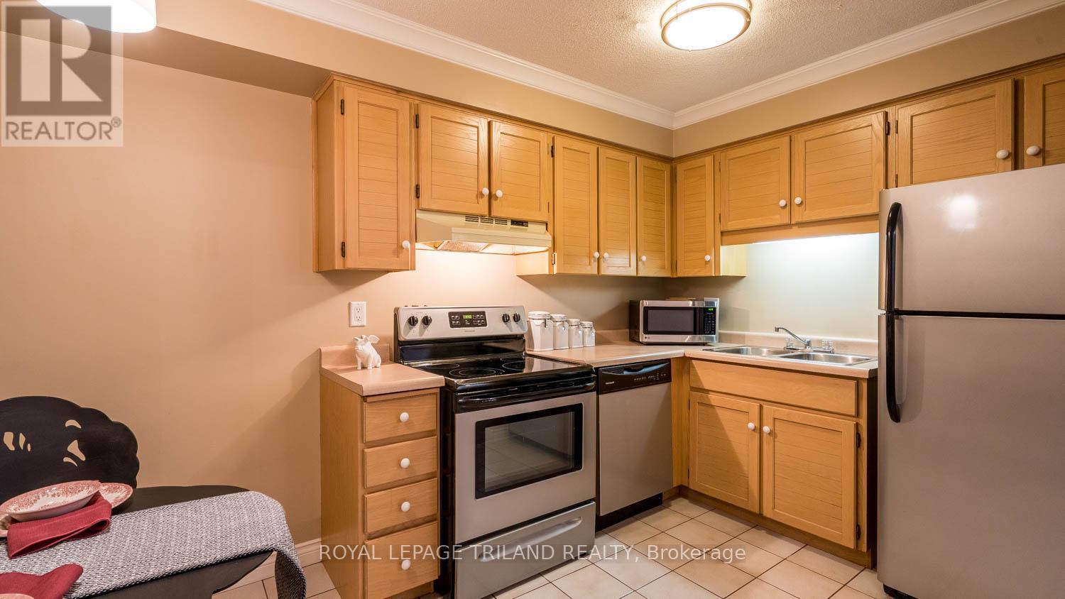 904 - 695 Richmond Street, London East, Ontario  N6A 5M8 - Photo 4 - X13026732