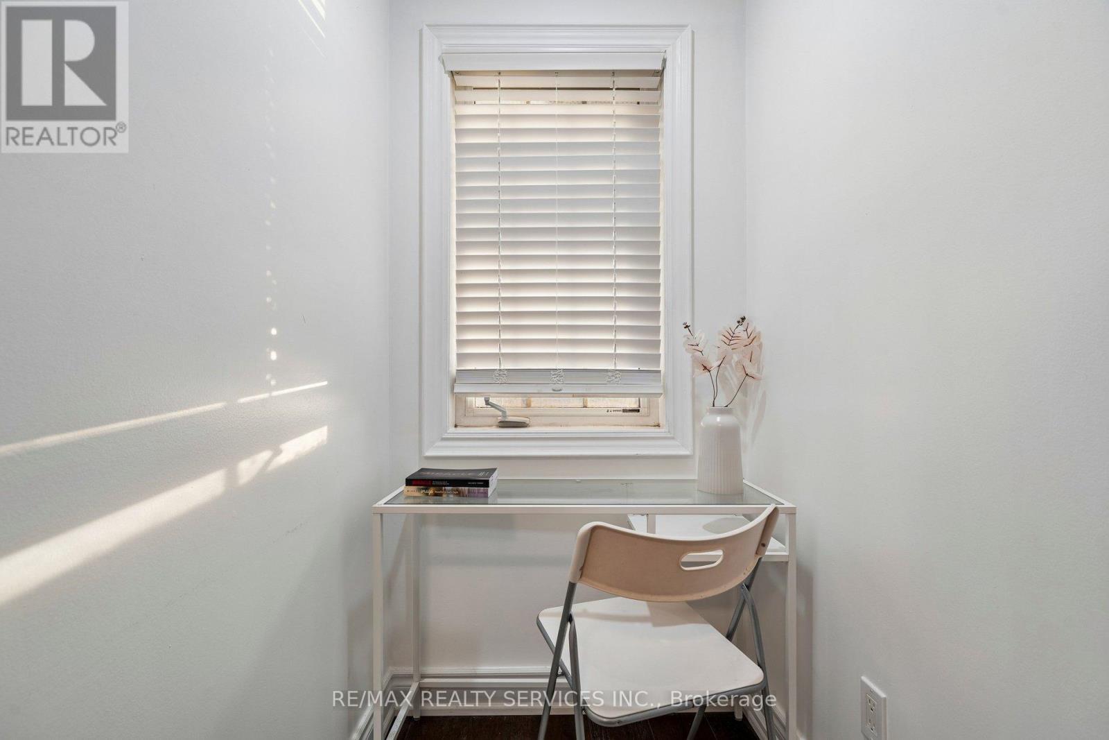 131 Charlton Settlement Avenue, Toronto, Ontario  M6M 5L5 - Photo 26 - W12992286