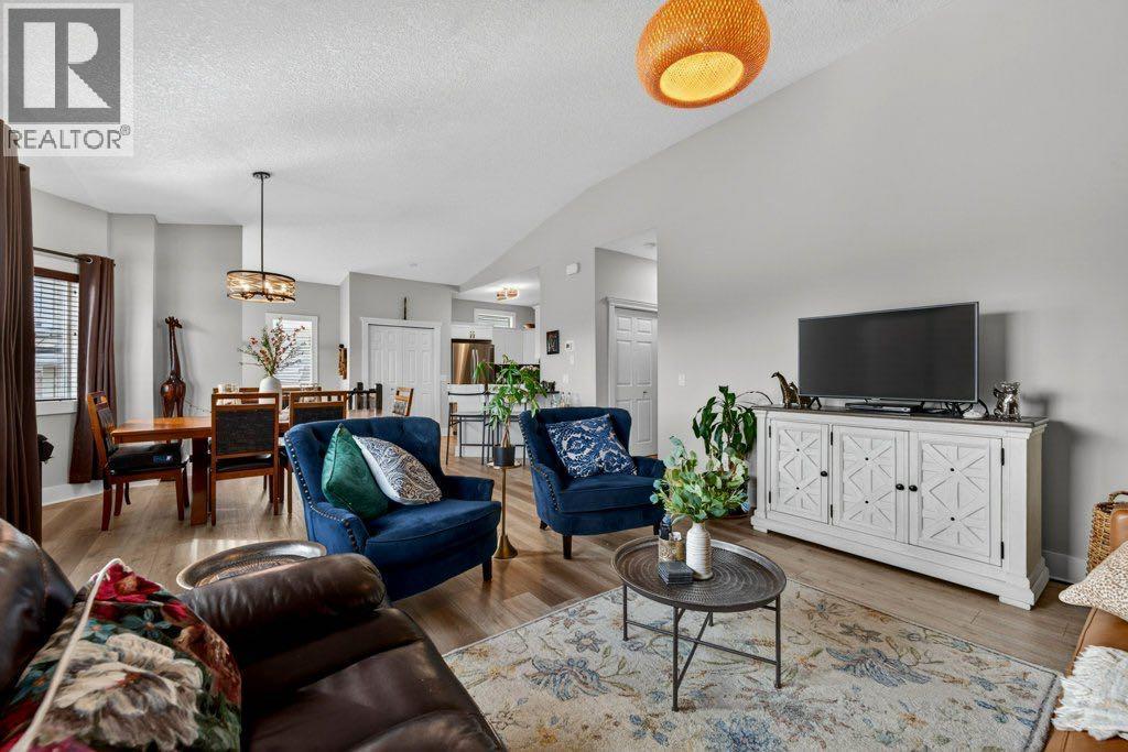 528 Rocky Vista Gardens NW, Calgary, Alberta  T3G 0B7 - Photo 19 - A2302763