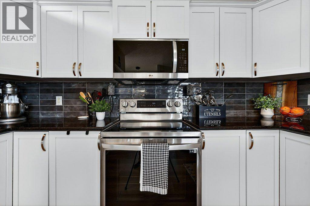 528 Rocky Vista Gardens NW, Calgary, Alberta  T3G 0B7 - Photo 6 - A2302763