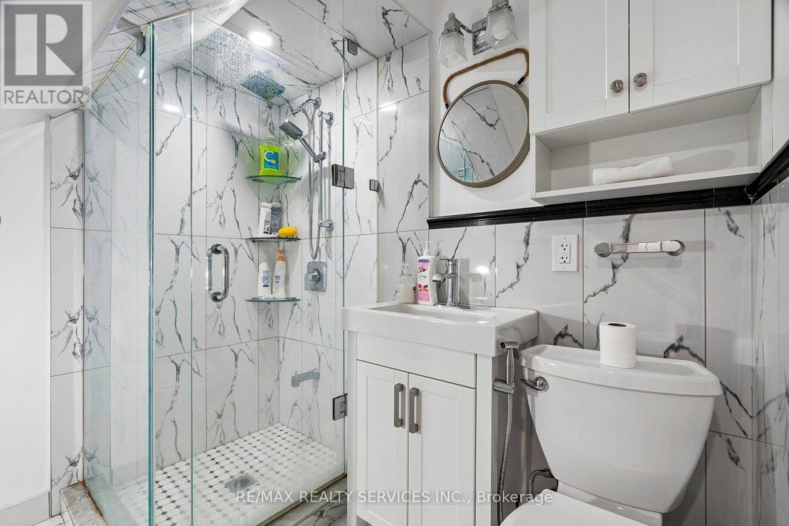 131 Charlton Settlement Avenue, Toronto, Ontario  M6M 5L5 - Photo 29 - W12992286