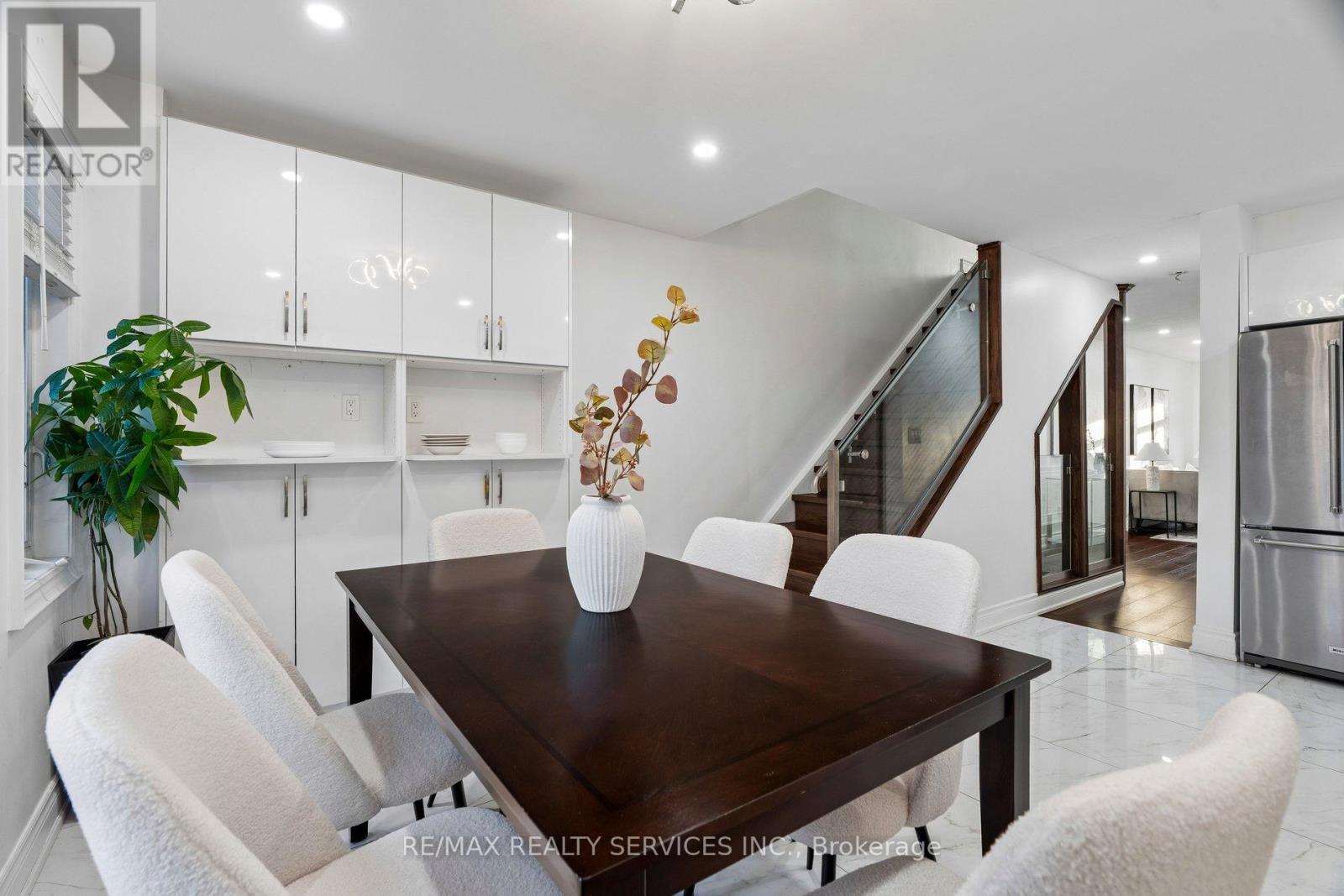 131 Charlton Settlement Avenue, Toronto, Ontario  M6M 5L5 - Photo 12 - W12992286