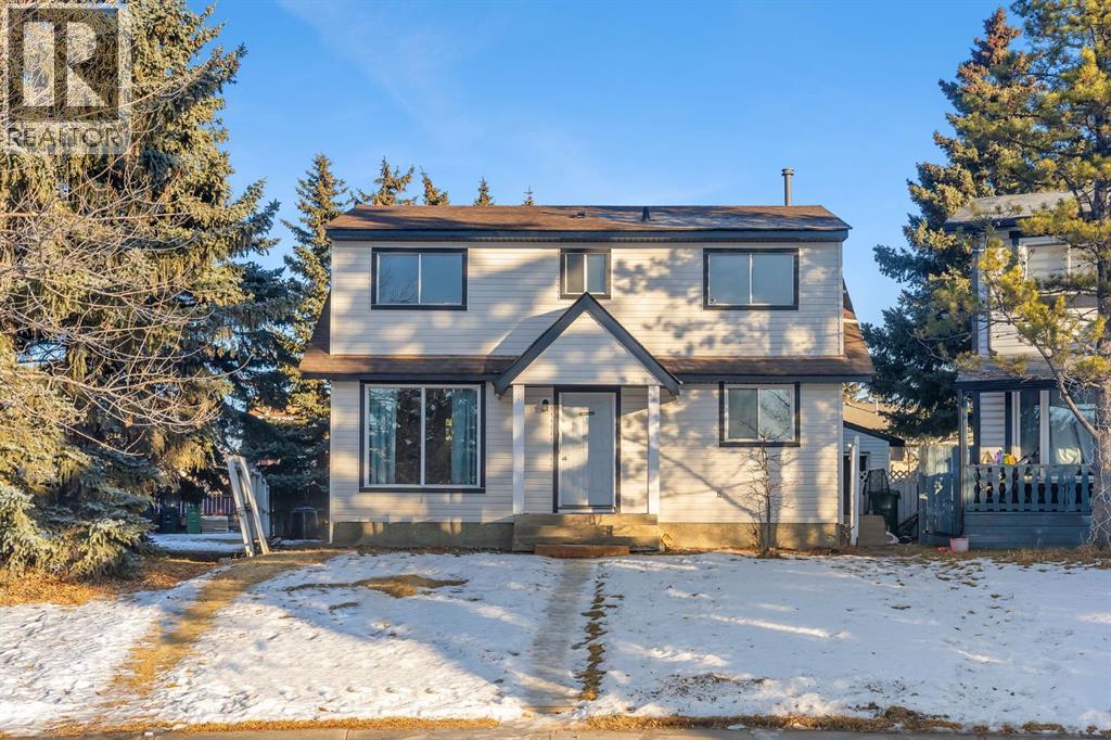 36 Falton Court Ne, Calgary, Alberta  T3J 1J3 - Photo 2 - A2303018