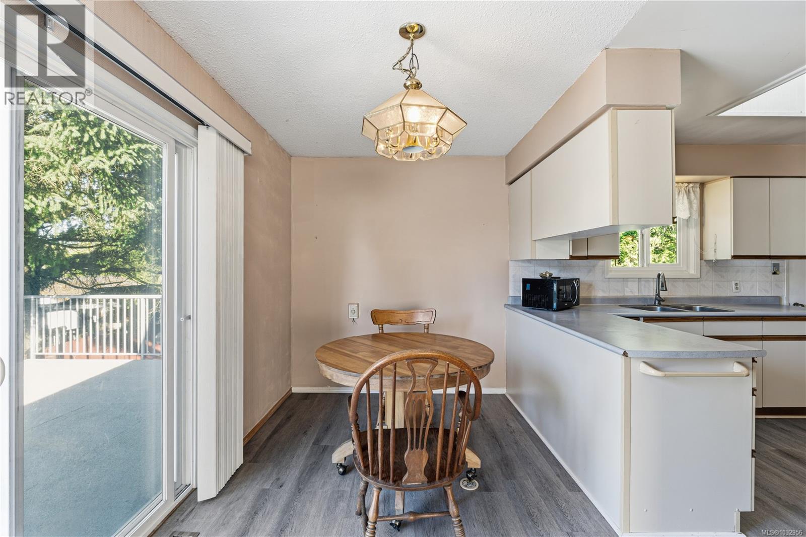 5640 Arnhem Terr, Nanaimo, British Columbia  V9T 2M3 - Photo 10 - 1032956