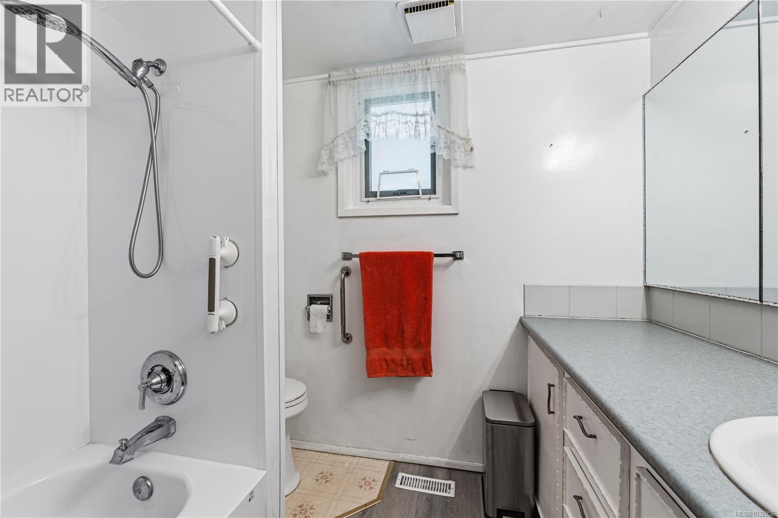 5640 Arnhem Terr, Nanaimo, British Columbia  V9T 2M3 - Photo 11 - 1032956