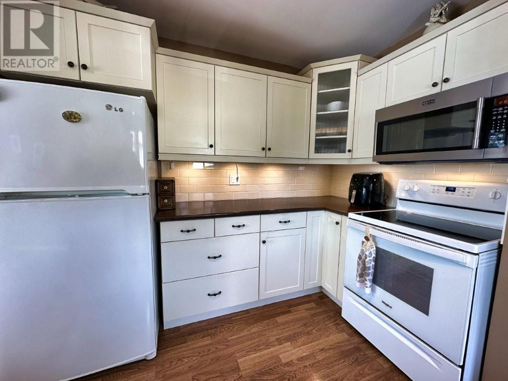 151 Essex Court, Thunder Bay, Ontario  P7A 7N4 - Photo 12 - TB2600763