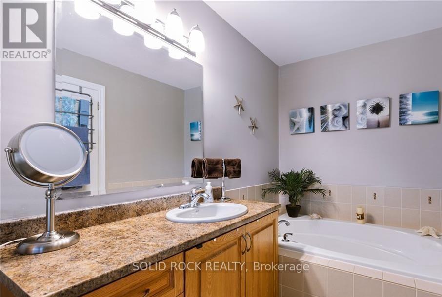 259 Montmorency Way, Ottawa, Ontario  K4A 0J9 - Photo 10 - X13026700