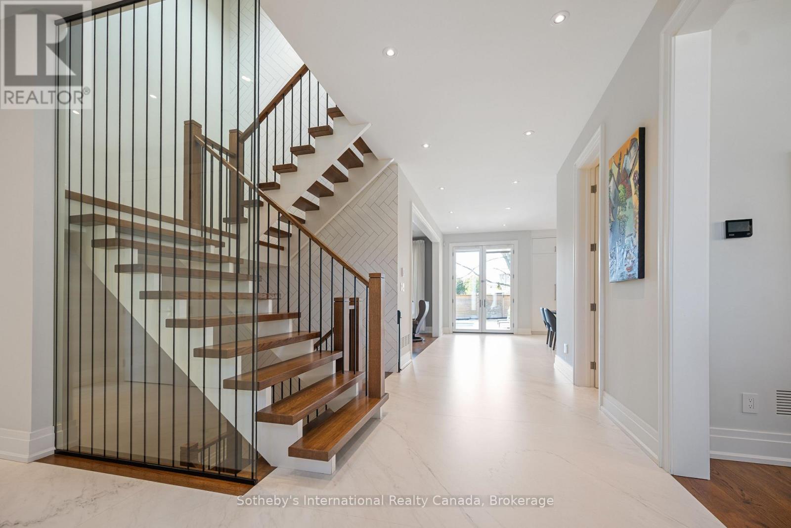 382 Sandhurst Drive, Oakville, Ontario  L6L 3L3 - Photo 11 - W13026790