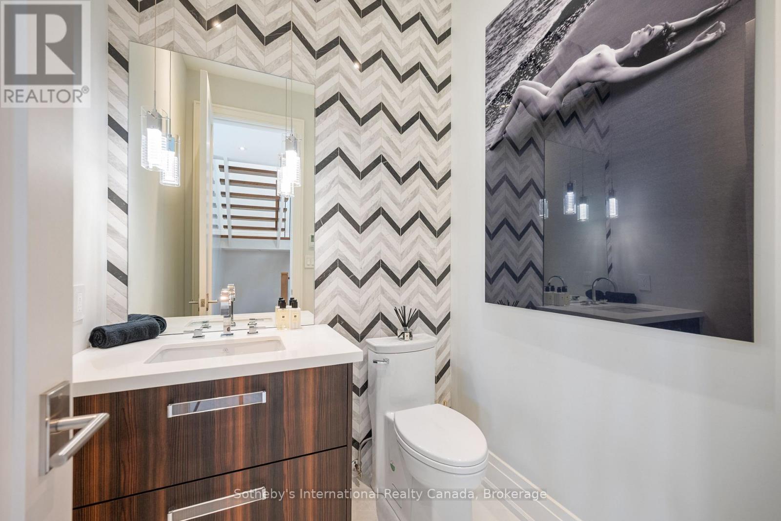 382 Sandhurst Drive, Oakville, Ontario  L6L 3L3 - Photo 18 - W13026790