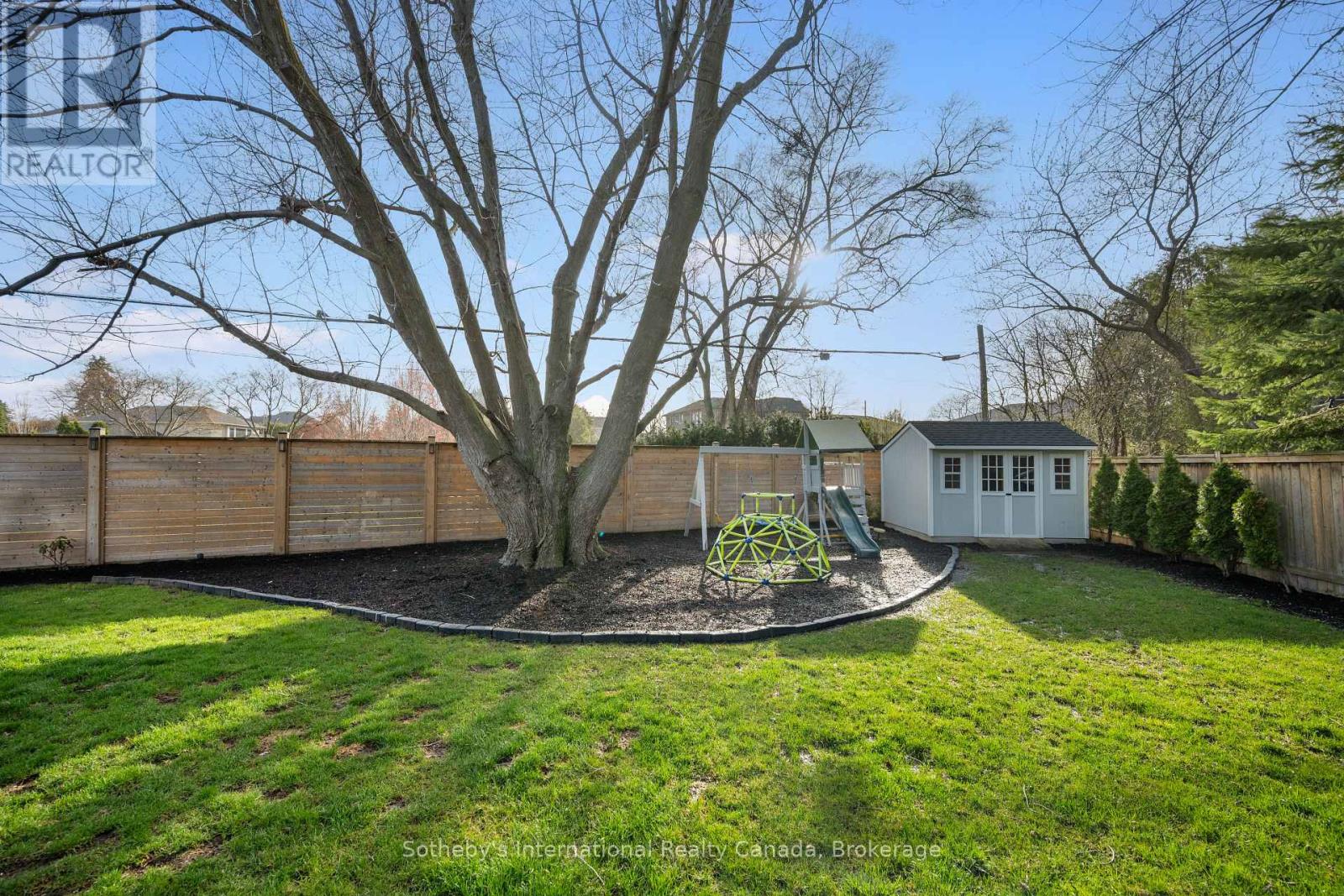 382 Sandhurst Drive, Oakville, Ontario  L6L 3L3 - Photo 47 - W13026790