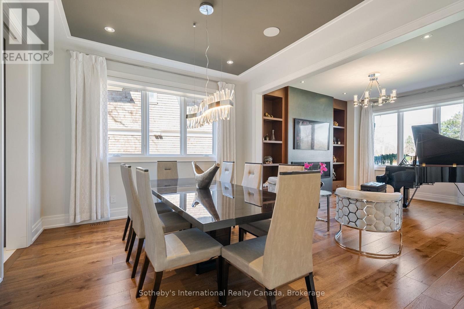 382 Sandhurst Drive, Oakville, Ontario  L6L 3L3 - Photo 7 - W13026790