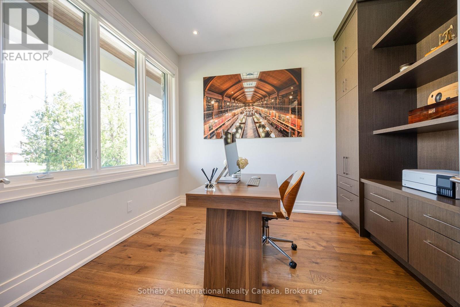 382 Sandhurst Drive, Oakville, Ontario  L6L 3L3 - Photo 9 - W13026790