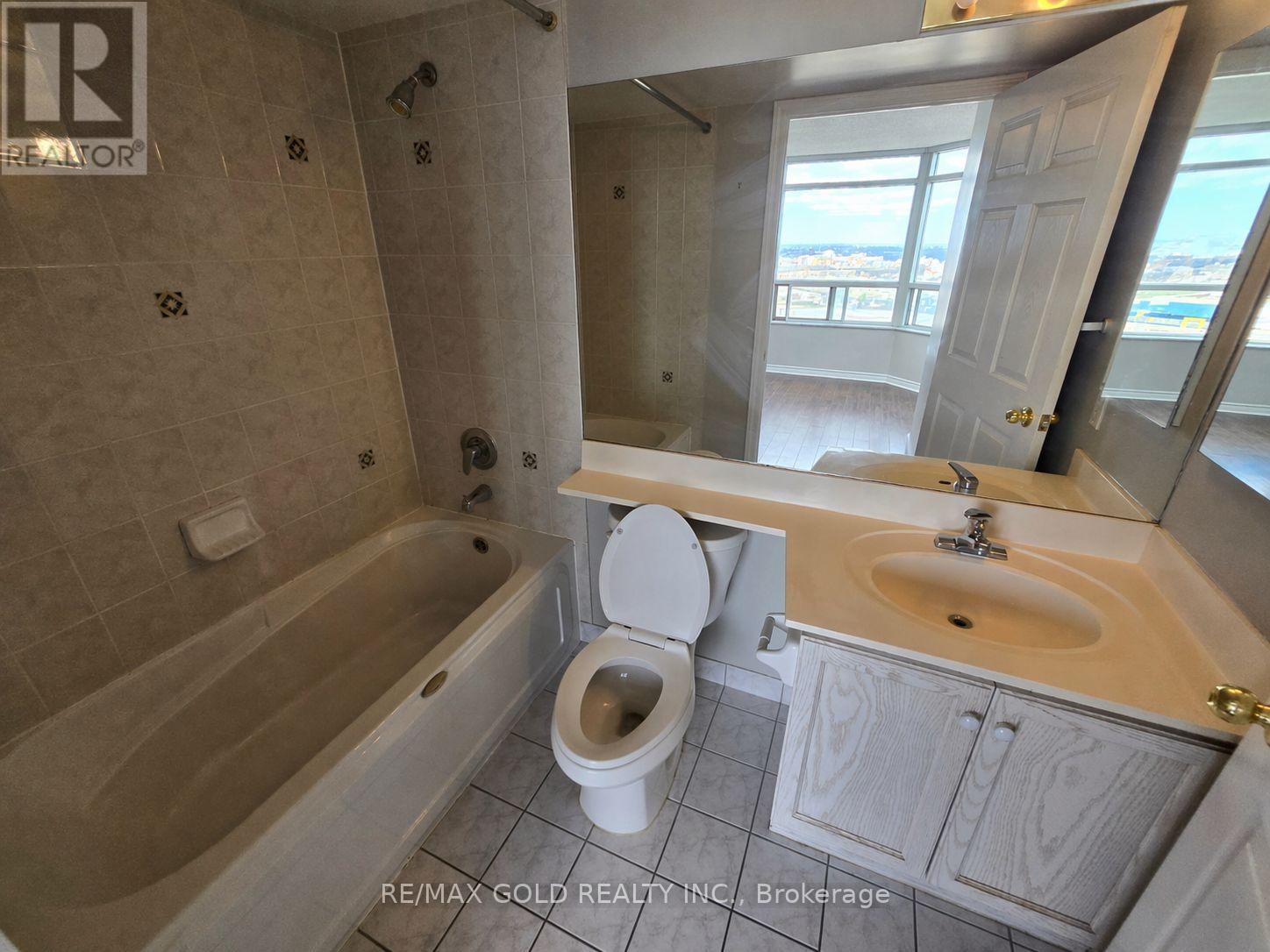 1505 - 35 Kingsbridge Garden Circle, Mississauga, Ontario  L5R 1B8 - Photo 26 - W13026438