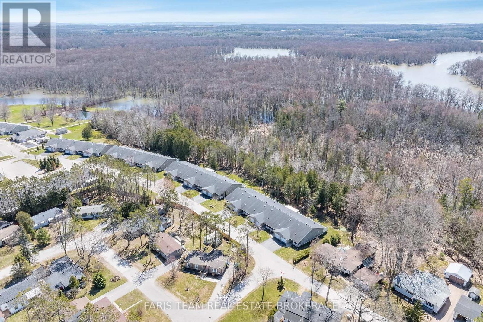 189 Greenway Drive, Wasaga Beach, Ontario  L9Z 0E6 - Photo 32 - S12802252