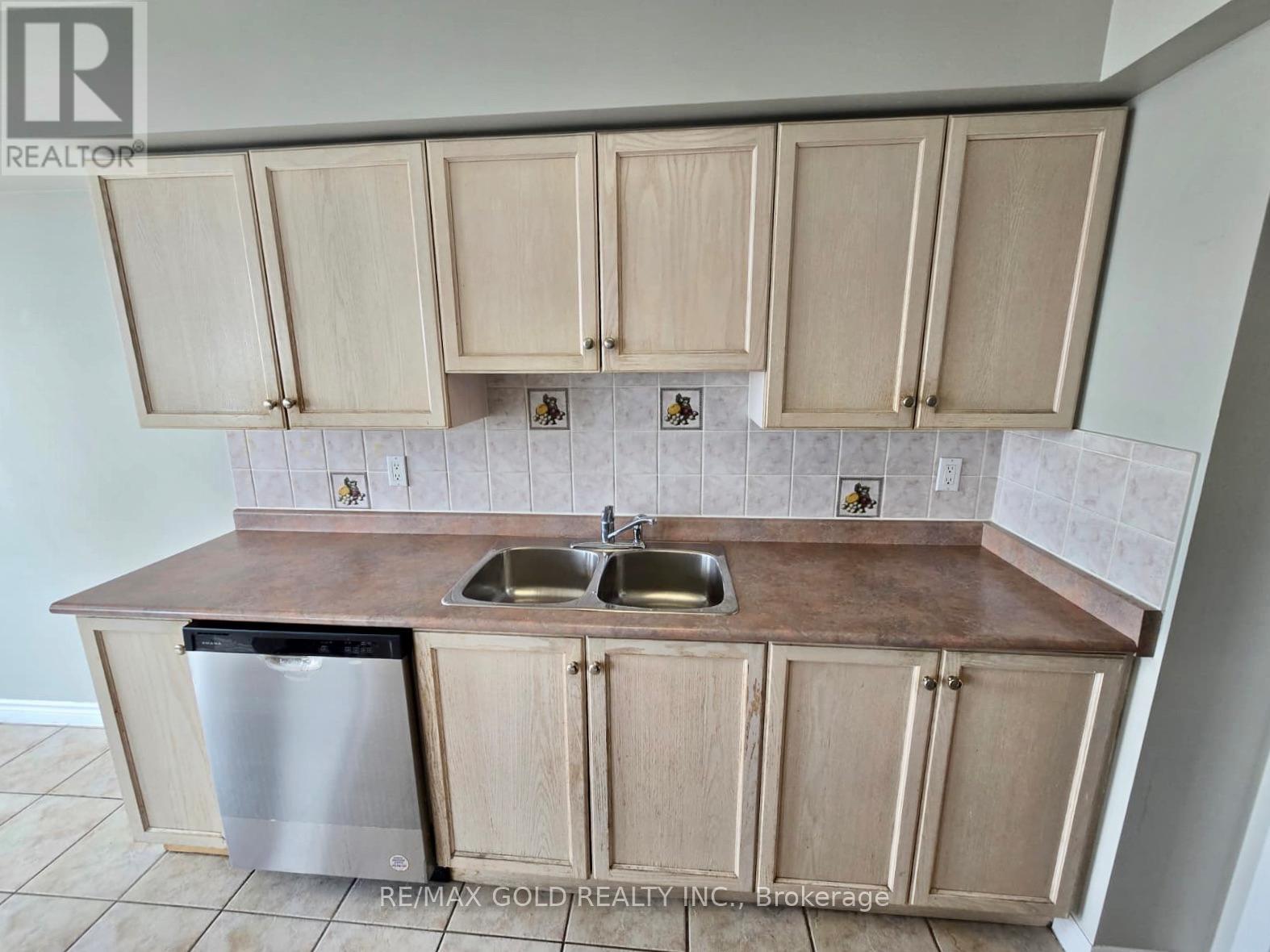 1505 - 35 Kingsbridge Garden Circle, Mississauga, Ontario  L5R 1B8 - Photo 11 - W13026438