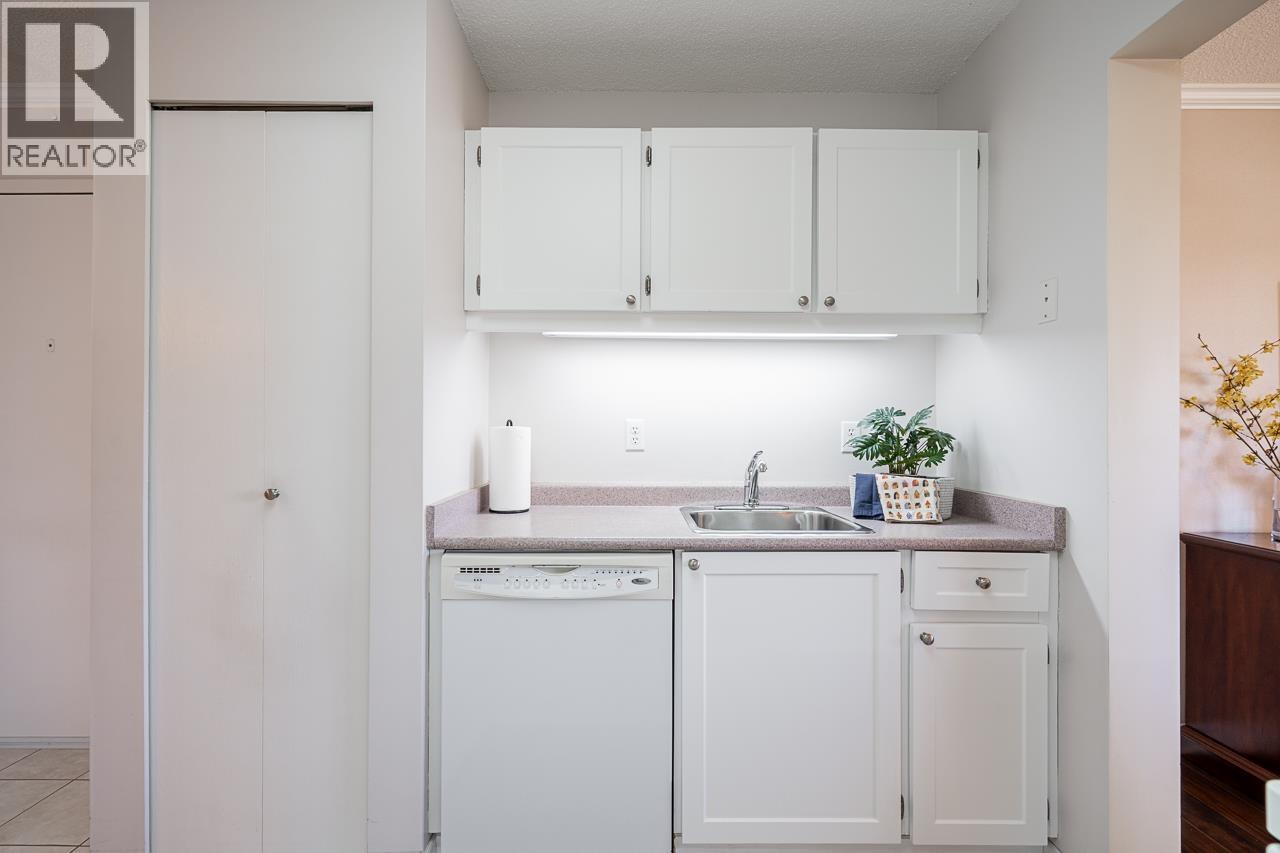 303 10220 Ryan Road, Richmond, British Columbia  V7A 4R1 - Photo 12 - R3114083