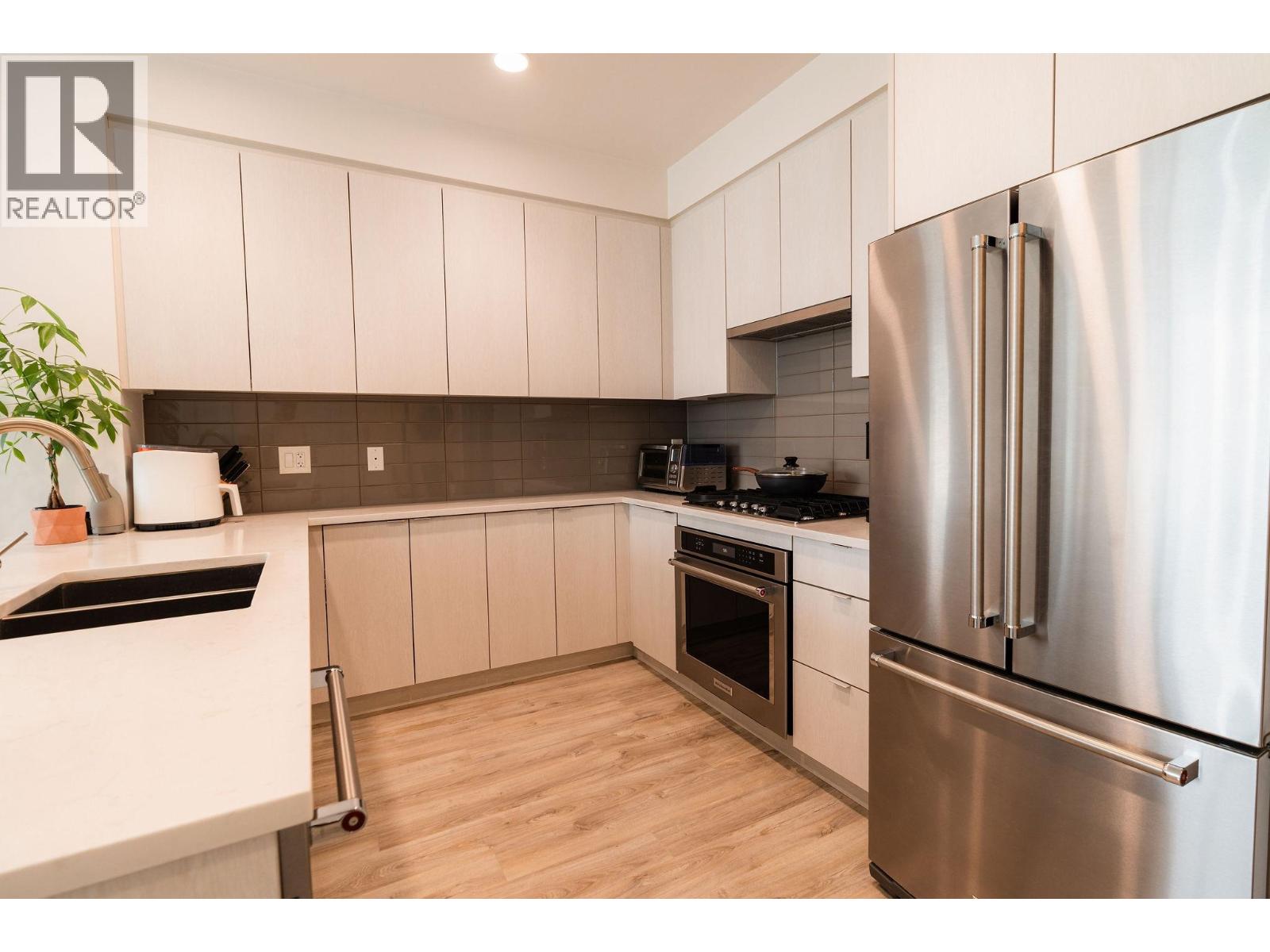 302 621 Regan Avenue, Coquitlam, British Columbia  V3J 0K1 - Photo 25 - R3114107