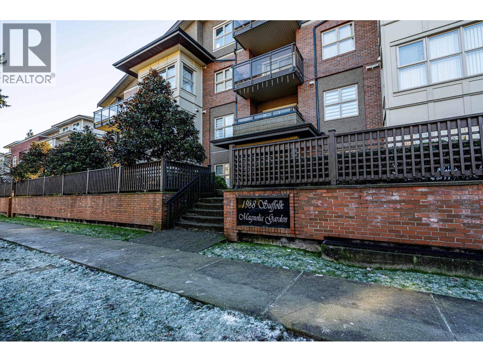 203 1988 Suffolk Avenue, Port Coquitlam, British Columbia  V3B 1H2 - Photo 3 - R3114121