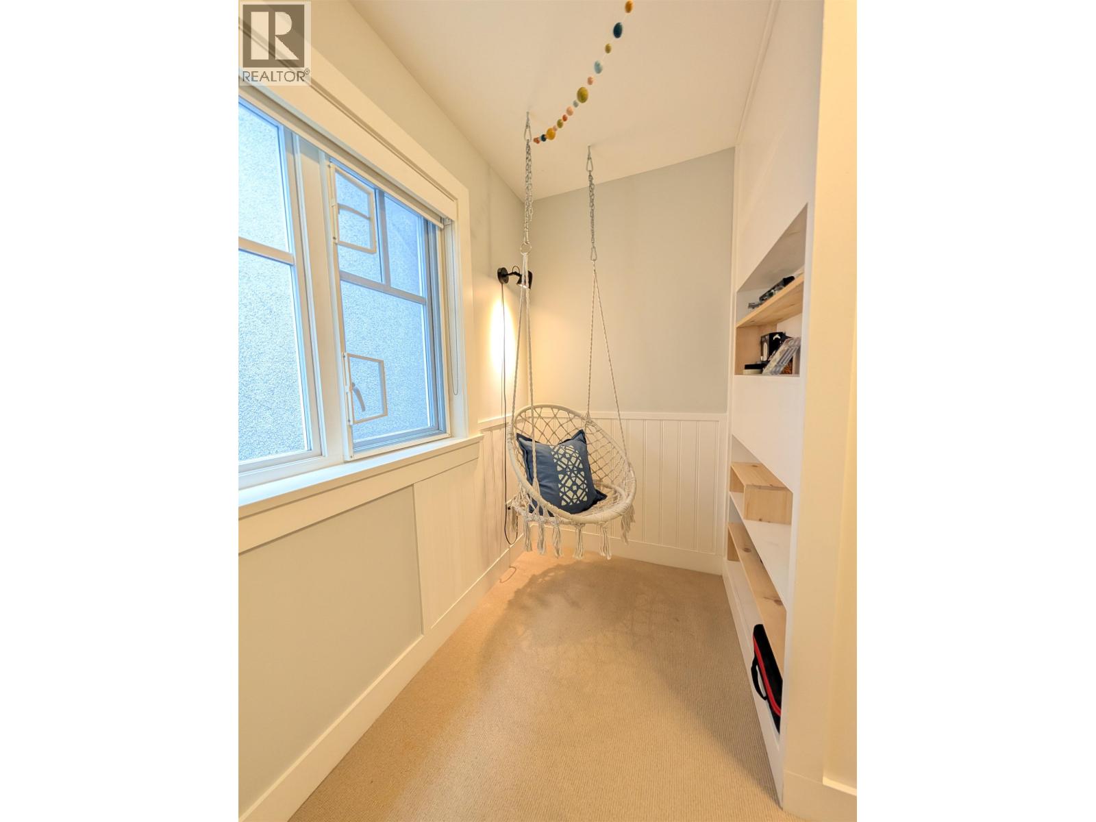 945 E 21st Avenue, Vancouver, British Columbia  V5V 1S4 - Photo 5 - R3114131