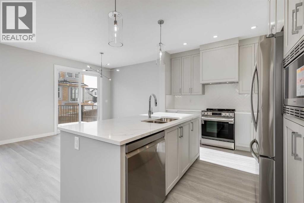 1309 South Point Parade SW, Airdrie, Alberta  T4B 5H9 - Photo 3 - A2274293