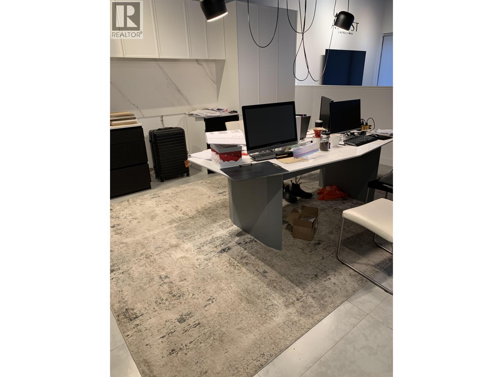 2916 W Broadway, Vancouver, British Columbia  V6K 2G8 - Photo 3 - C8076668