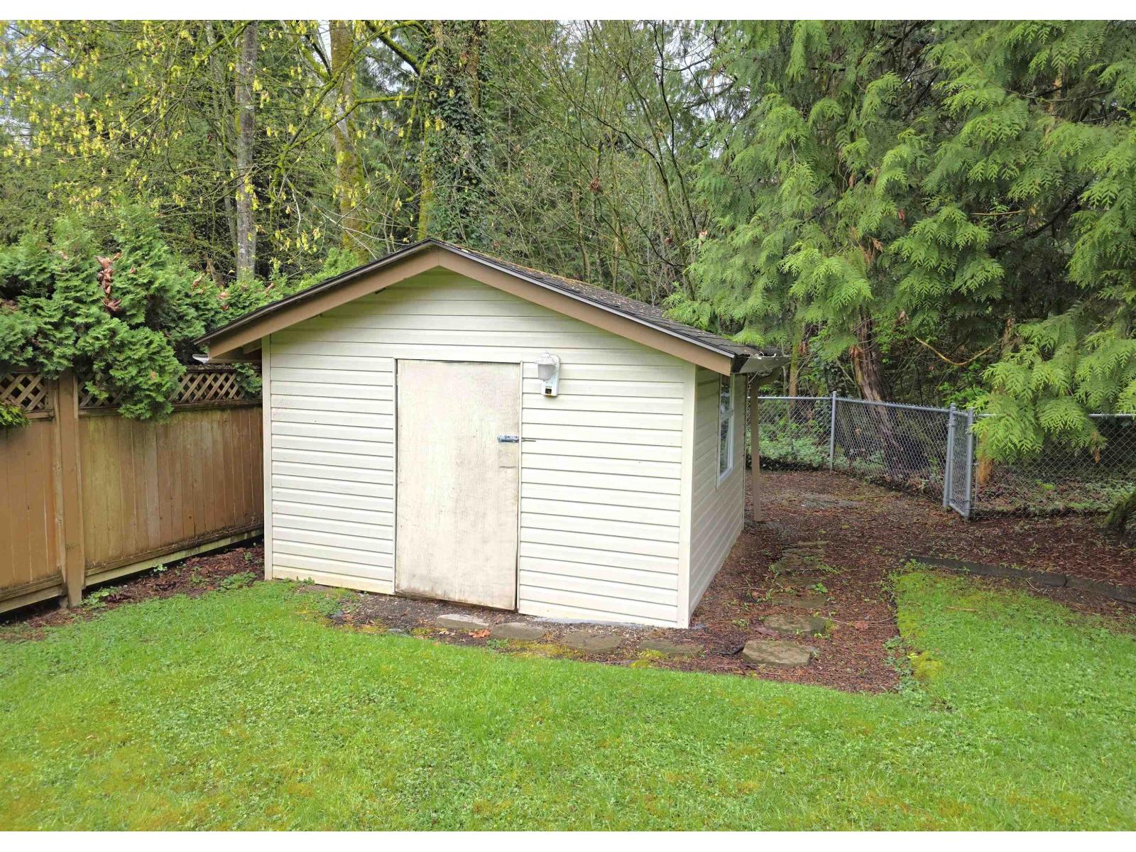 8412 213th Street, Langley, British Columbia  V1M 2J1 - Photo 32 - R3111080