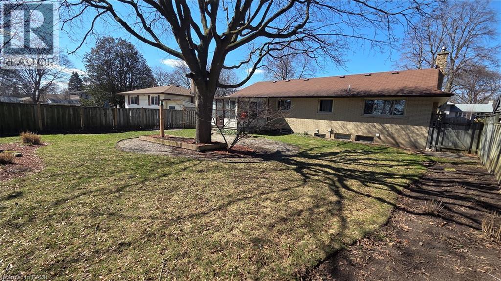 35 Bradley Drive, Kitchener, Ontario  N2A 1K3 - Photo 17 - 40822694