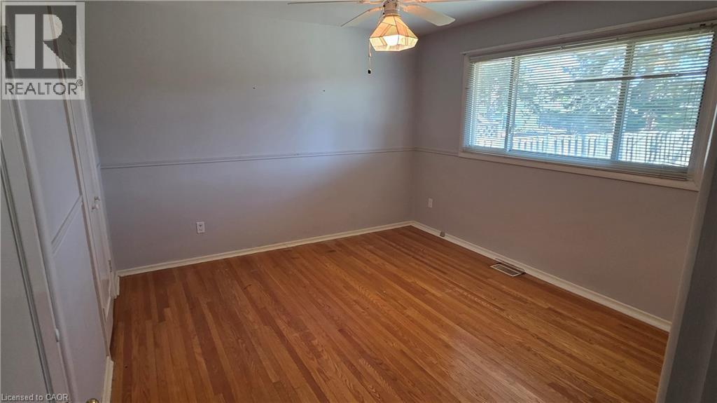 35 Bradley Drive, Kitchener, Ontario  N2A 1K3 - Photo 9 - 40822694