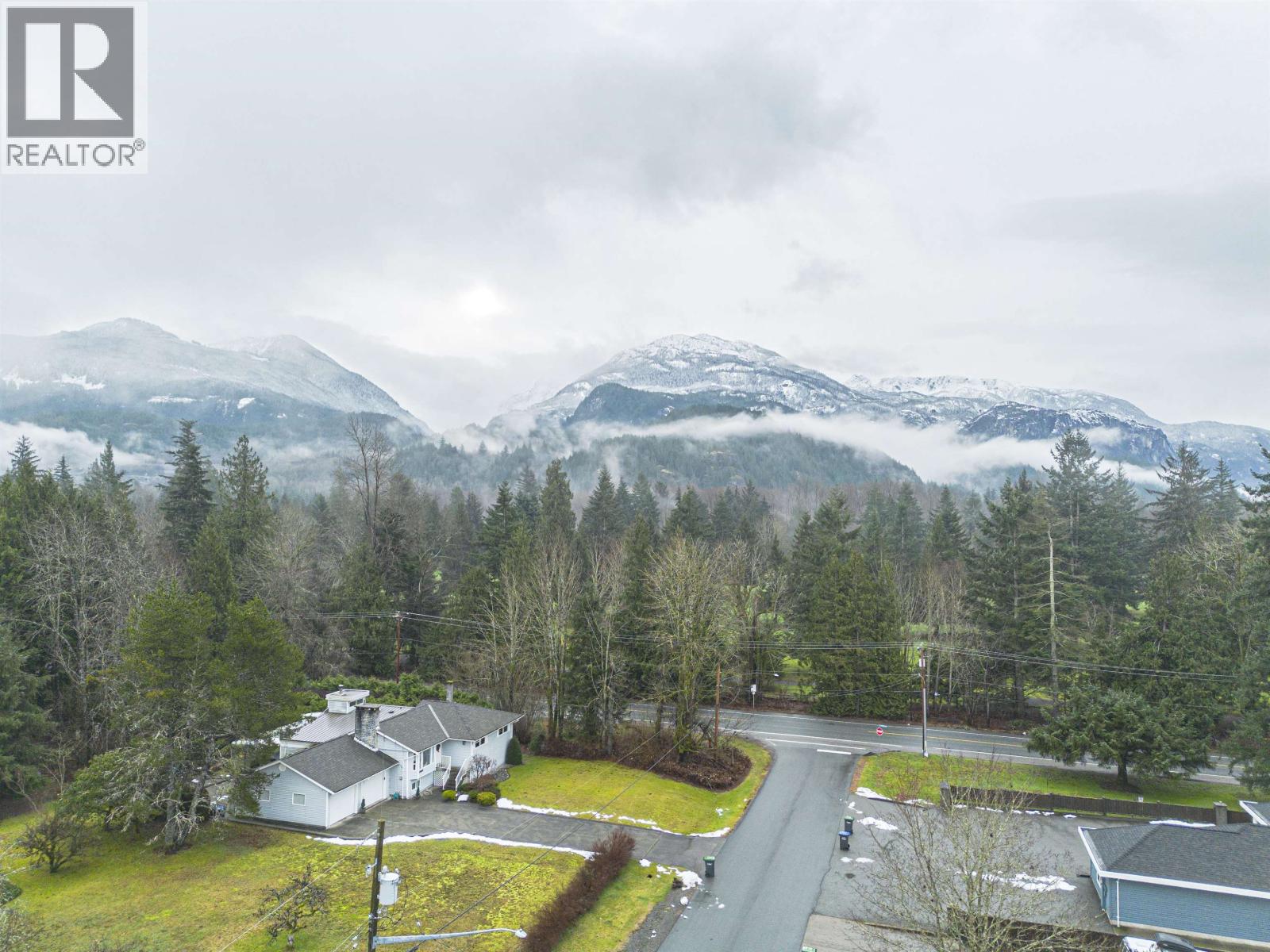 40127 Kalodon Road, Squamish, British Columbia  V0N 1T0 - Photo 16 - R3114090